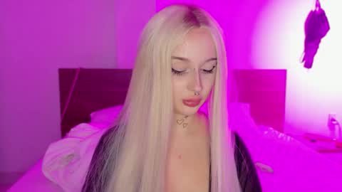 Kari online show from 05/01/26, 12:32