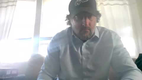 THE SEXIEST MAN ALIVE online show from 11/17/25, 06:24