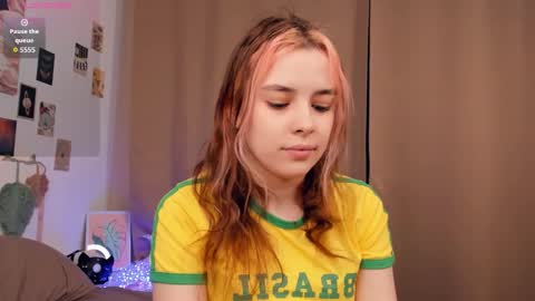 Lona online show from 03/04/26, 07:31