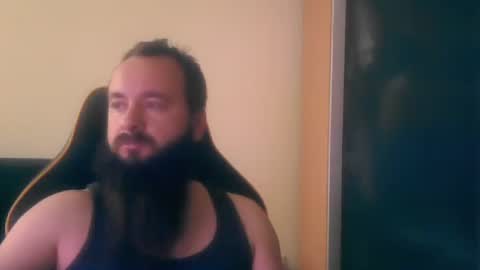 london_man1988 online show from 10/23/25, 08:13