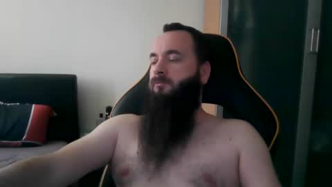 london_man1988 online show from 02/21/26, 10:16