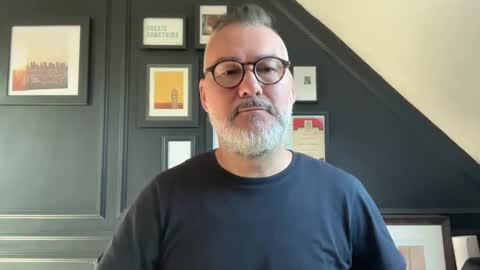 EnglishBear online show from 10/06/25, 10:56