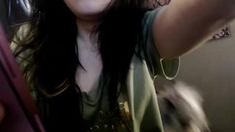 Snapshot of londonray chatting on 05/11/26, 12:49 londonray online show from 05/11/26, 12:49