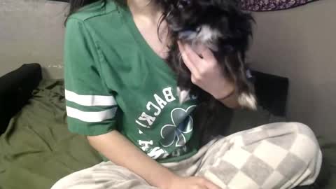 Snapshot of londonray chatting on 06/08/26, 12:36 londonray online show from 06/08/26, 12:36