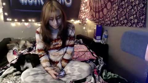 Snapshot of londonray chatting on 06/23/26, 11:25 londonray online show from 06/23/26, 11:25