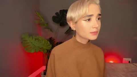 SABRINA online show from 02/22/25, 01:22