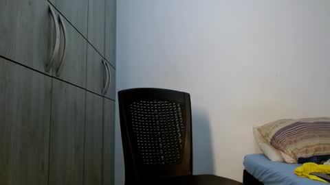 lonelydick2002 online show from 11/26/25, 05:19