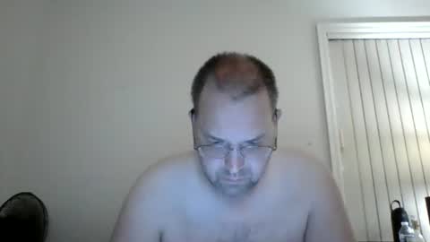 Snapshot of lonelyman91775 chatting on 06/17/26, 09:01 Lonely Man online show from 06/17/26, 09:01