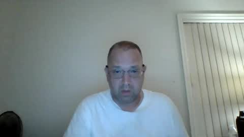 Snapshot of lonelyman91775 chatting on 06/27/26, 08:52 Lonely Man online show from 06/27/26, 08:52