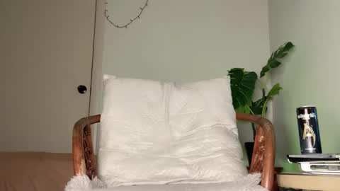 PVT AND MENU ACTIVE online show from 01/25/25, 11:00