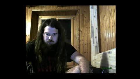Snapshot of long_haired91 chatting on 12/25/24, 05:48 Dany online show from 12/25/24, 05:48