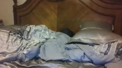 Snapshot of longdsmeag chatting on 01/10/26, 08:05 longdsmeag online show from 01/10/26, 08:05