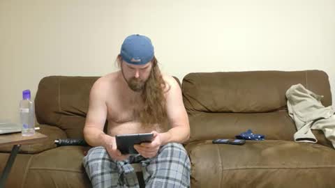 longhairedfreak1921 online show from 11/18/25, 06:34