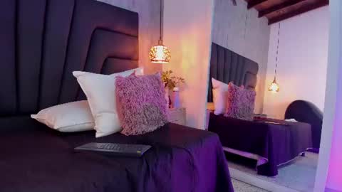Longina online show from 06/14/26, 02:30