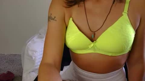 Cutenurse91 online show from 10/16/25, 08:21