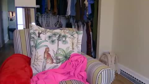 Cutenurse91 online show from 04/25/26, 12:52