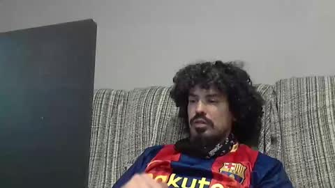 Snapshot of longnight5 chatting on 01/21/25, 10:41 Alejandro Rulitos Twitter longnight55 Intagram 5longnight5 online show from 01/21/25, 10:41