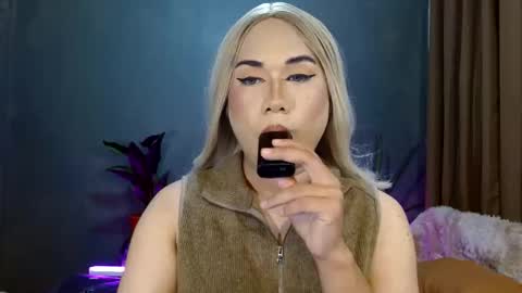 Snapshot of longoria_crawford chatting on 03/05/26, 07:59 My Lover Dadddy roberto online show from 03/05/26, 07:59