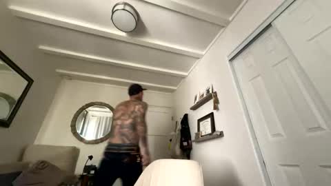 longwalksonthebeach69 online show from 03/06/26, 10:28