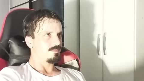 Lucas online show from 02/21/25, 05:53