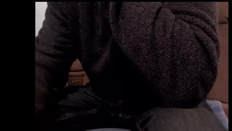 looking469 online show from 11/23/25, 02:06