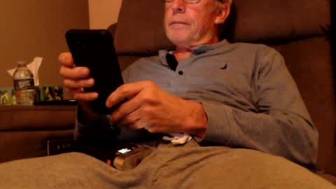 looking469 online show from 04/04/26, 04:00