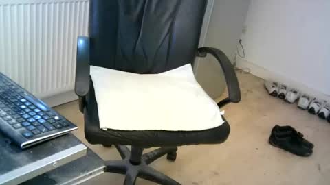 Lookingforx666 online show from 07/01/26, 11:34