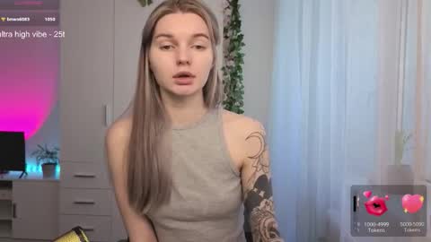 Luna online show from 03/27/26, 08:26