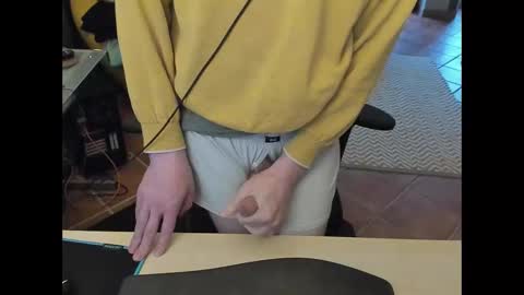 loomie online show from 02/13/25, 07:45