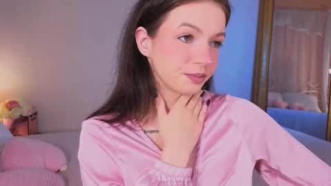 Luna online show from 09/10/25, 08:53