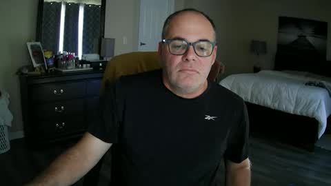 loquito2025 online show from 11/10/25, 08:08