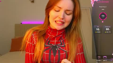 Snapshot of lora_amber chatting on 09/13/25, 11:43 Lora online show from 09/13/25, 11:43