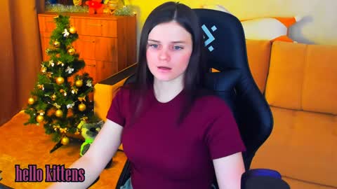 Lora Cain online show from 12/20/24, 02:16