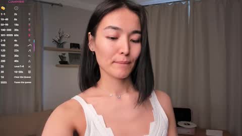 Lora control 2 min for every new Fan Club subscriber online show from 02/01/26, 08:02