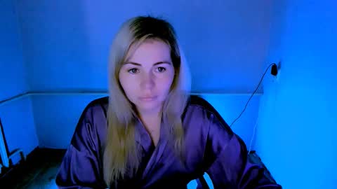 Lora online show from 03/24/26, 03:00