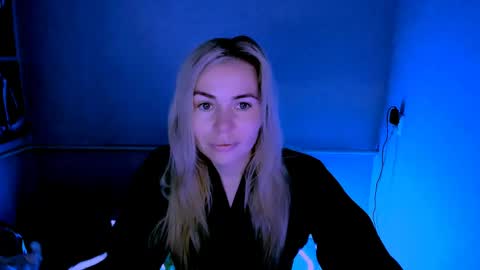Snapshot of loraboyar chatting on 04/27/26, 02:31 Lora online show from 04/27/26, 02:31