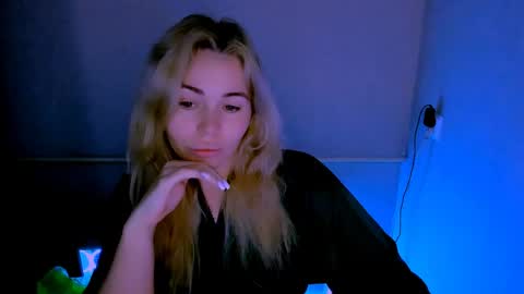 Snapshot of loraboyar chatting on 05/01/26, 02:49 Lora online show from 05/01/26, 02:49