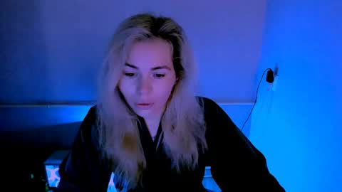 Snapshot of loraboyar chatting on 05/11/26, 02:39 Lora online show from 05/11/26, 02:39