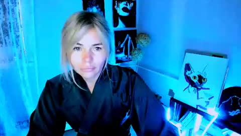 Snapshot of loraboyar chatting on 07/23/26, 02:42 Lora online show from 07/23/26, 02:42