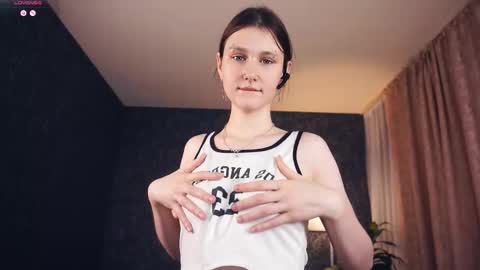 Lora online show from 10/26/25, 05:13