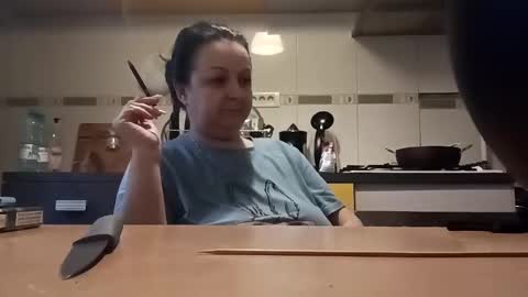 Snapshot of loraflame chatting on 12/03/24, 05:12 Lora online show from 12/03/24, 05:12