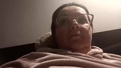 Snapshot of loraflame chatting on 12/04/24, 03:54 Lora online show from 12/04/24, 03:54