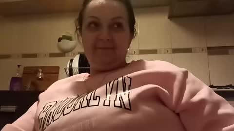 Snapshot of loraflame chatting on 12/17/24, 07:26 Lora online show from 12/17/24, 07:26