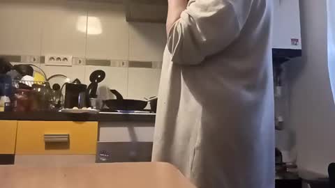 Snapshot of loraflame chatting on 12/24/24, 11:49 Lora online show from 12/24/24, 11:49