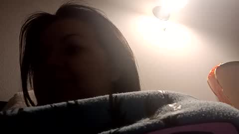 Snapshot of loraflame chatting on 12/29/24, 08:37 Lora online show from 12/29/24, 08:37