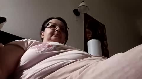 Snapshot of loraflame chatting on 01/03/25, 07:07 Lora online show from 01/03/25, 07:07