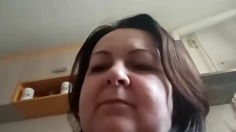 Snapshot of loraflame chatting on 01/10/25, 10:17 Lora online show from 01/10/25, 10:17