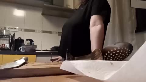 Snapshot of loraflame chatting on 01/25/25, 09:25 Lora online show from 01/25/25, 09:25