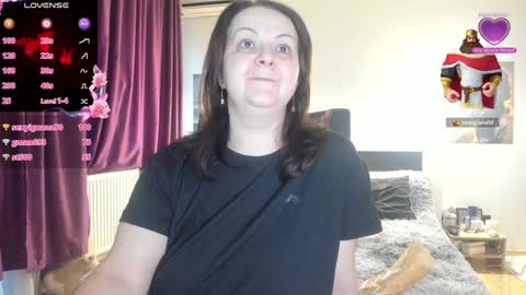 Snapshot of loraflame chatting on 01/26/25, 02:52 Lora online show from 01/26/25, 02:52