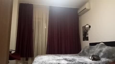 Snapshot of loraflame chatting on 01/31/25, 08:33 Lora online show from 01/31/25, 08:33